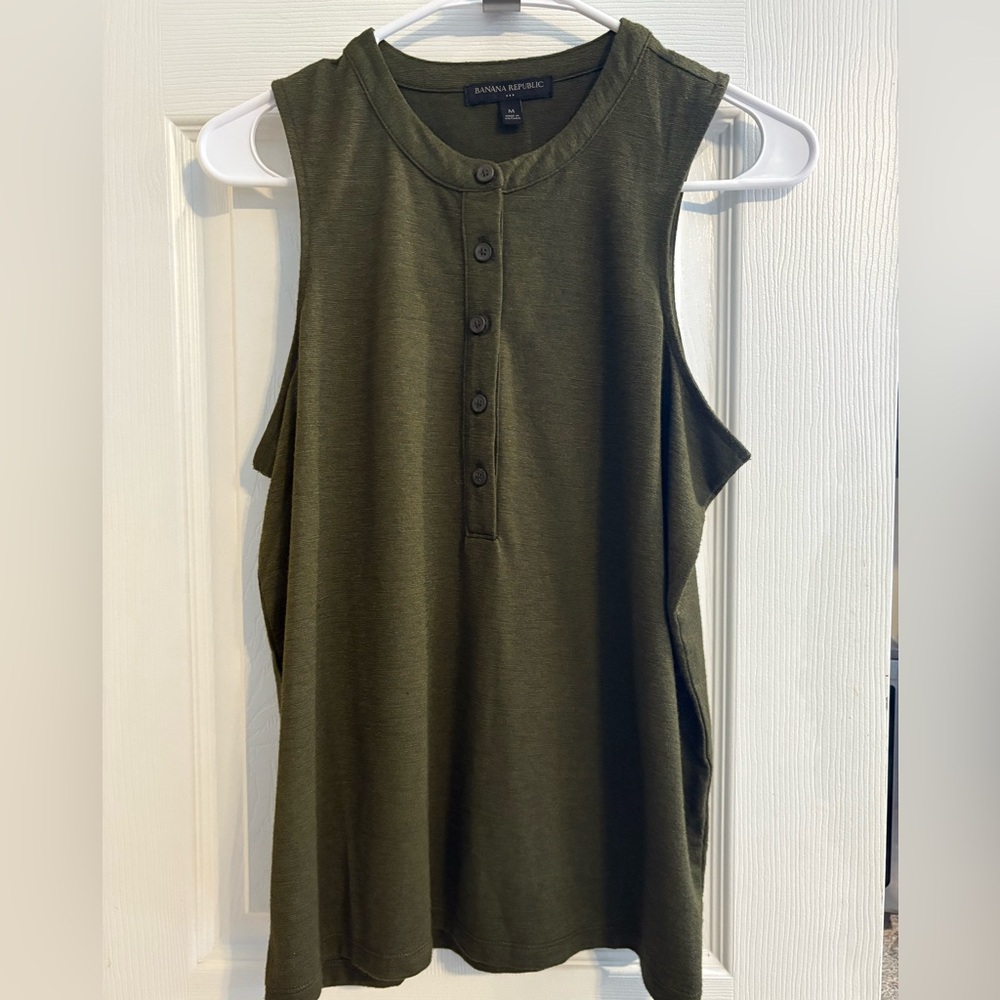 Banana Republic Dark Green Sleeveless Henley Tank Top